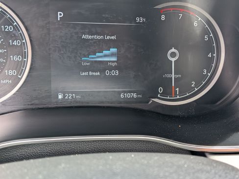 Used 2023 Genesis G70 2.0T w/ Sport Prestige Package RWD image 28