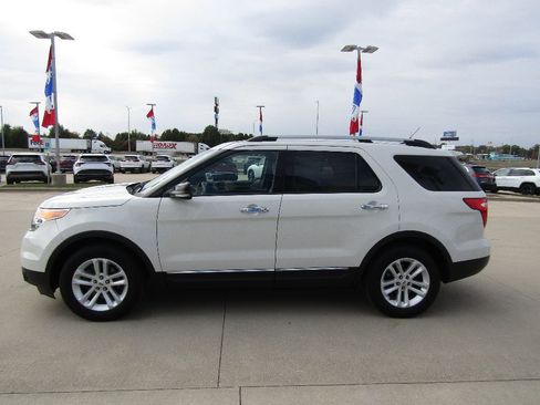 Used 2012 Ford Explorer XLT image 8