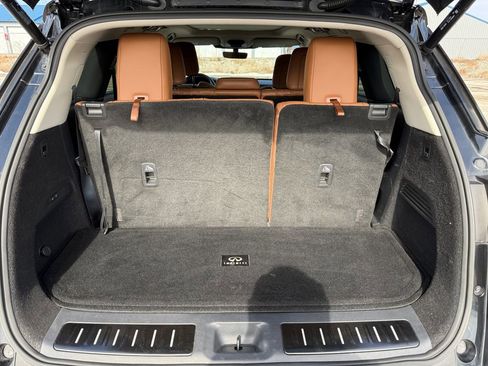 Used 2023 INFINITI QX60 Sensory image 17