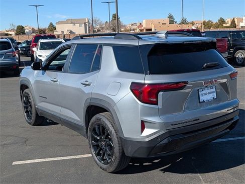 Used 2025 GMC Terrain Elevation w/ Elevation Premium Package image 4