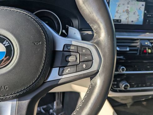 Used 2018 BMW 540i RWD image 29