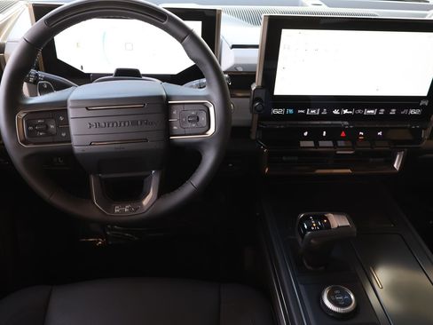 Used 2025 GMC Hummer EV 3X AWD/4WD image 14