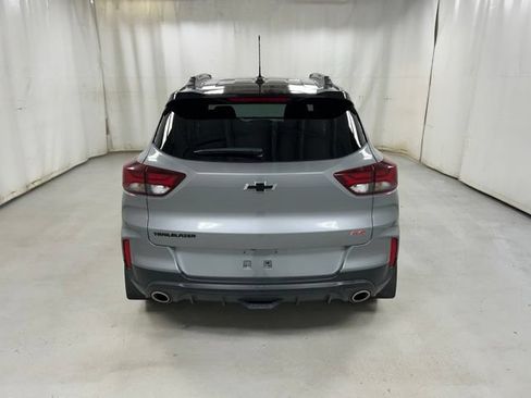 Used 2023 Chevrolet TrailBlazer RS w/ Sun and Liftgate Package FWD image 6