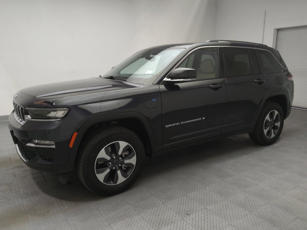 Used 2023 Jeep Grand Cherokee 4WD 4xe w/ Luxury Tech Group II image 2