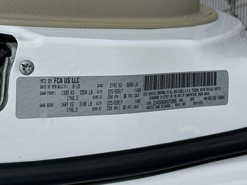 Used 2019 Dodge Grand Caravan SE w/ UConnect Hands-Free Group image 12