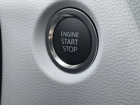 New 2026 Toyota Corolla SE image 34