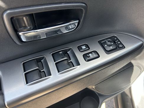Used 2024 Mitsubishi Outlander Sport SEL AWD/4WD image 30