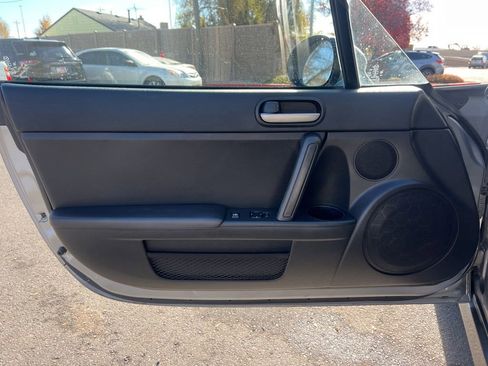 Used 2014 MAZDA MX-5 Miata Sport image 9