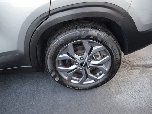 Used 2024 Kia Seltos S AWD/4WD image 7