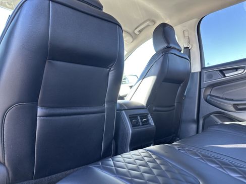 Used 2023 Ford Edge Titanium image 29