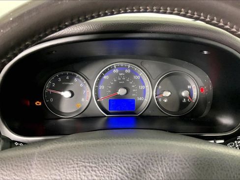 Used 2011 Hyundai Santa Fe SE FWD image 21