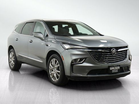 Used 2023 Buick Enclave Essence w/ Experience Buick Package AWD/4WD image 7