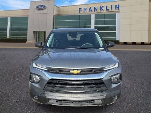 Used 2021 Chevrolet TrailBlazer LS image 2