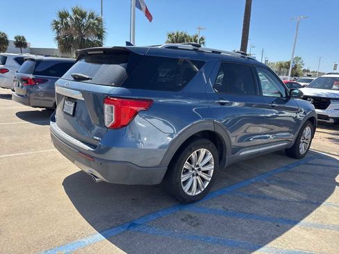 Used 2020 Ford Explorer Limited image 3