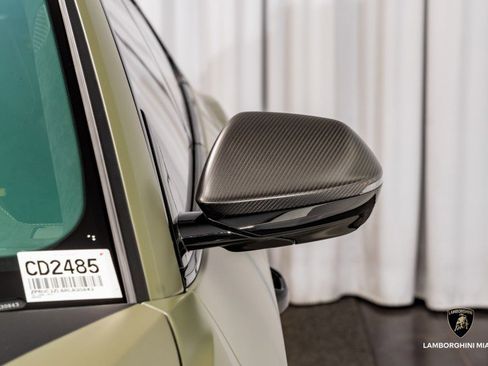 Used 2024 Lamborghini Urus Performante image 14