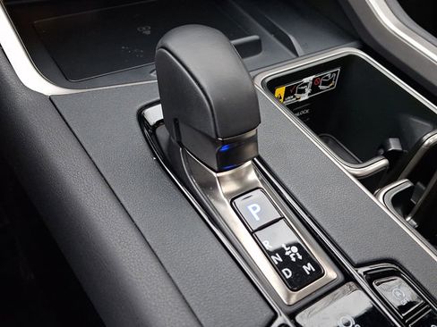 Used 2025 Lexus TX 350 AWD image 17