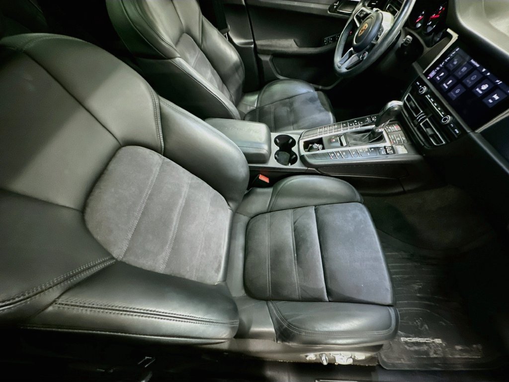 Certified 2021 Porsche Macan GTS AWD/4WD image 29