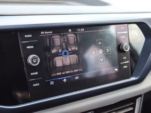 Used 2022 Volkswagen Taos SE w/ Panoramic Sunroof Package AWD/4WD image 25