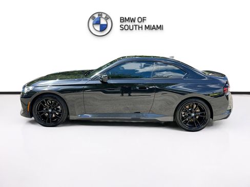 Used 2022 BMW 230i Coupe w/ M Sport Package RWD image 4