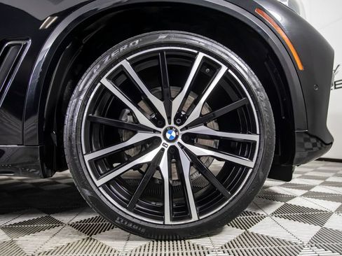 Used 2019 BMW X5 xDrive40i w/ M Sport Package AWD/4WD image 38