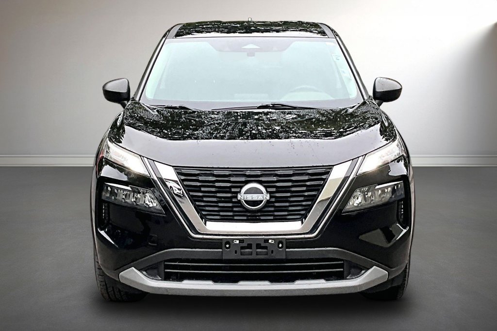 Used 2022 Nissan Rogue S AWD/4WD image 2