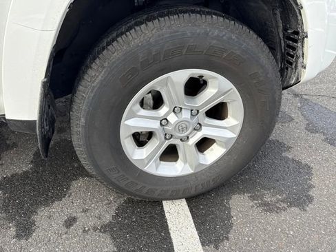 Used 2024 Toyota 4Runner SR5 Premium image 9