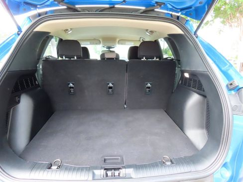 Used 2020 Ford Escape SE FWD image 19