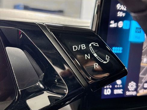 Certified 2023 Volkswagen ID.4 Pro S AWD/4WD image 18