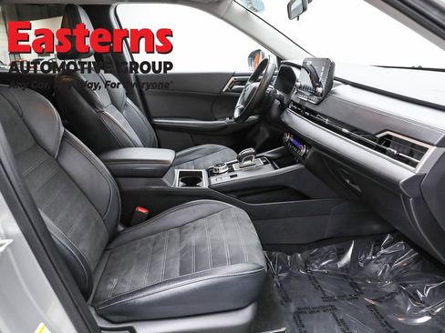 Used 2024 Mitsubishi Outlander SE image 22