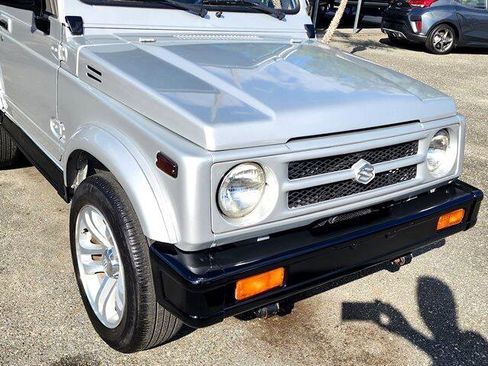 Used 1987 Suzuki Samurai 4WD Soft Top image 4