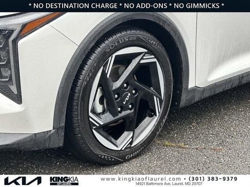 Used 2025 Kia K4 EX image 30