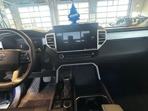 Used 2024 Toyota Tundra Limited image 9