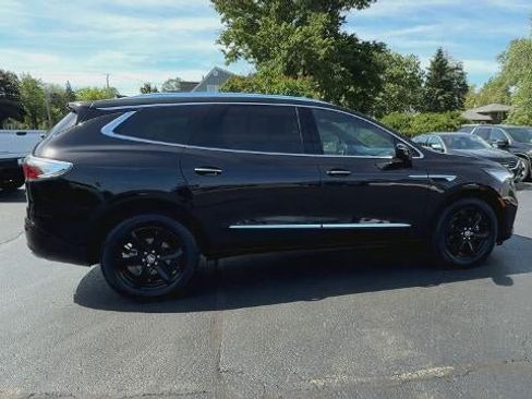 Certified 2024 Buick Enclave Essence w/ Sport Touring Edition FWD image 9