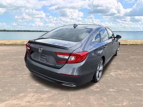 Used 2019 Honda Accord Sport image 11