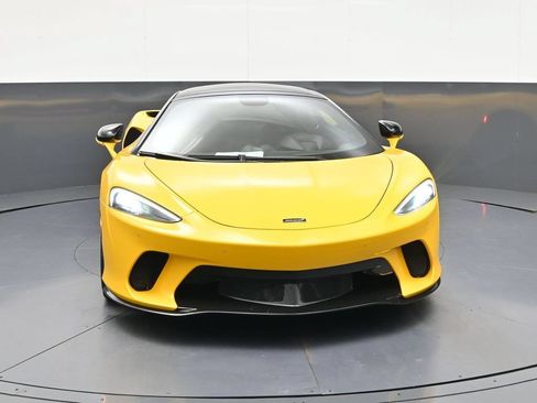 Used 2023 McLaren GT RWD image 2