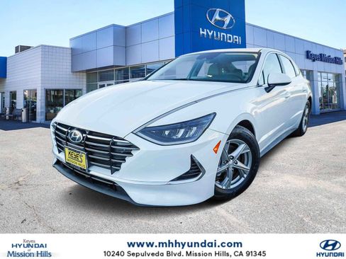 Used 2021 Hyundai Sonata SE image 1