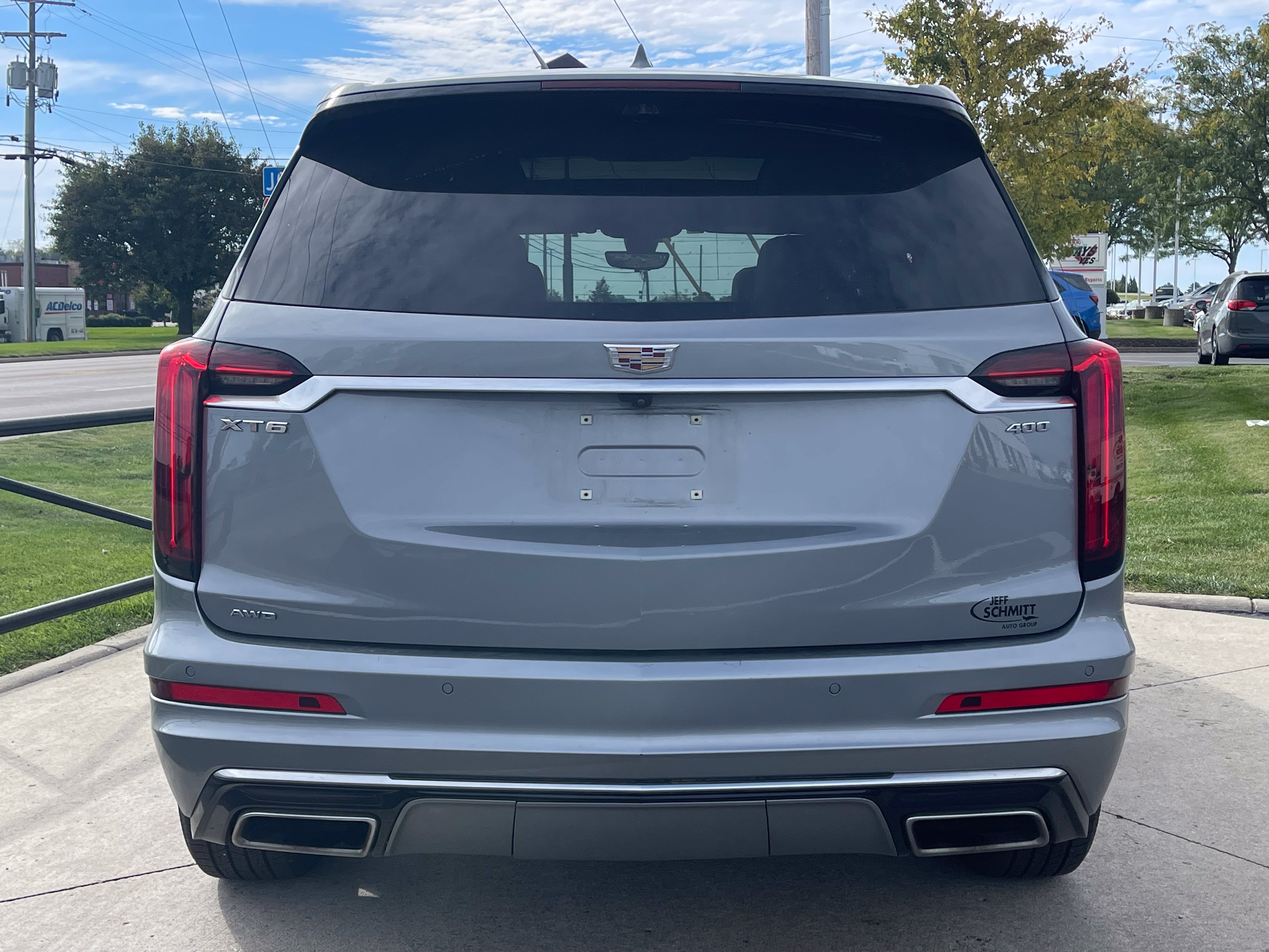 Used 2024 Cadillac XT6 Premium Luxury w/ Platinum Package AWD/4WD image 6