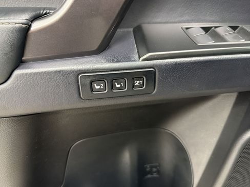 Certified 2022 Lexus GX 460 w/ Black Line Special Edition AWD/4WD image 19