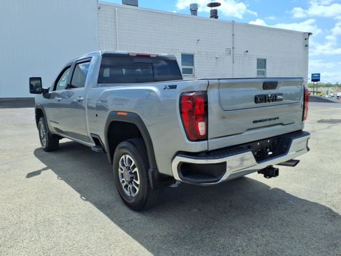 Used 2025 GMC Sierra 2500 SLE w/ SLE Value Package; AWD/4WD image 10