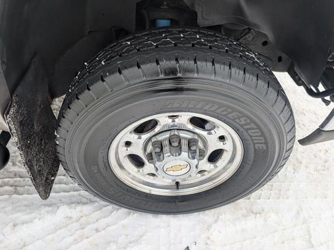 Used 2003 Chevrolet Silverado 2500 LS RWD image 7