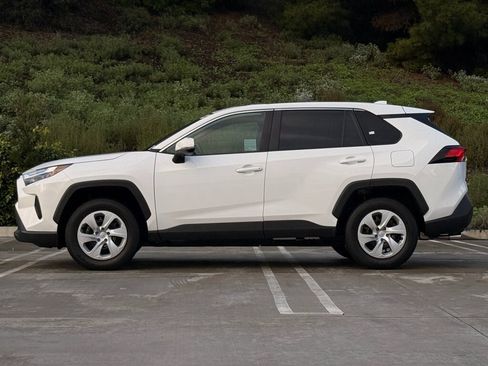 Used 2025 Toyota RAV4 LE image 7