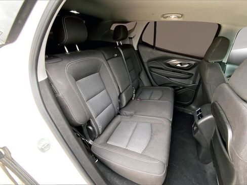 Used 2023 GMC Terrain SLE image 26