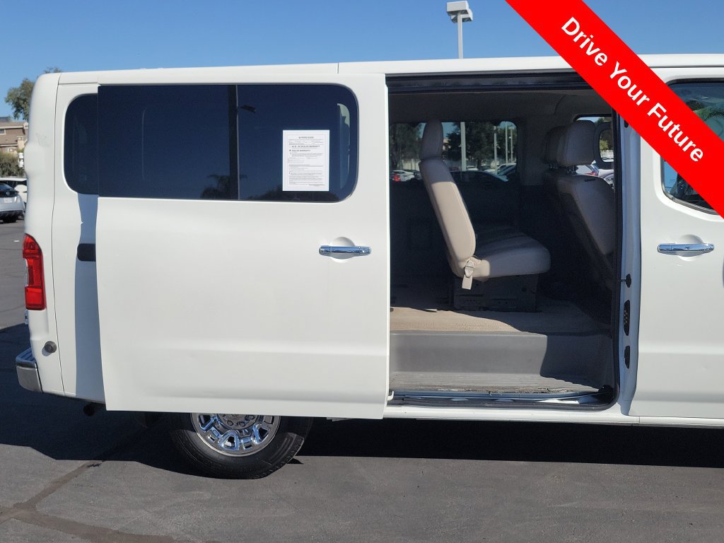 Used 2019 Nissan NV 3500 SL RWD image 23