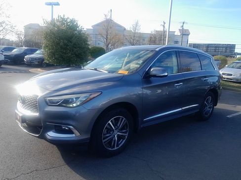 Used 2019 INFINITI QX60 Luxe w/ Essential Package image 19