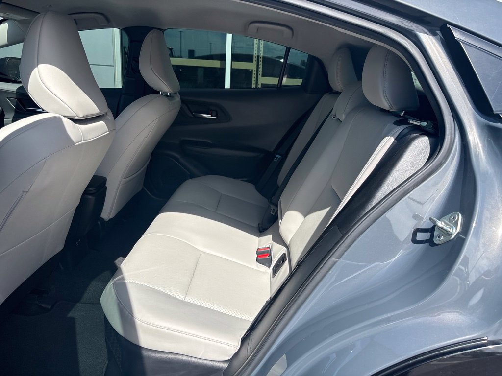 Used 2024 Toyota Prius XLE FWD image 13