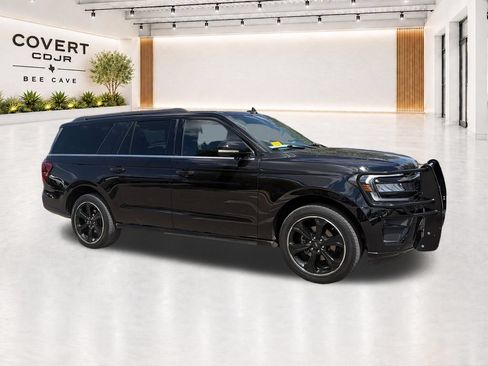 Used 2023 Ford Expedition Max Limited AWD/4WD image 16