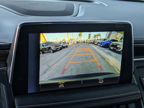 Certified 2023 Chevrolet Suburban Premier image 19