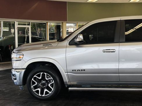 Used 2025 RAM 1500 Laramie AWD/4WD image 18