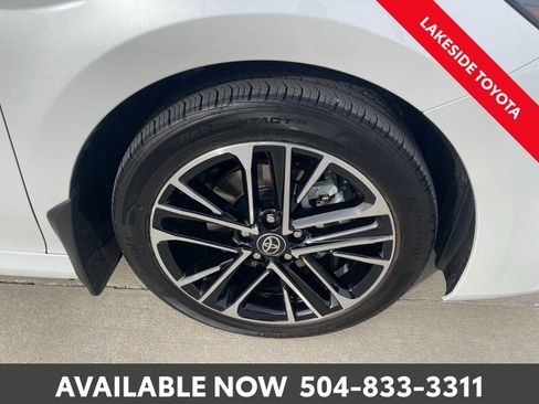 Used 2025 Toyota Camry XLE image 13