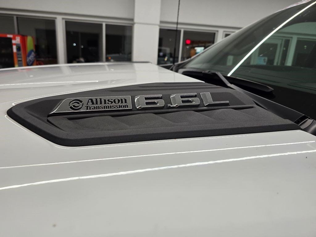 Used 2025 Chevrolet Silverado 2500 Custom w/ Custom Value Package AWD/4WD image 11